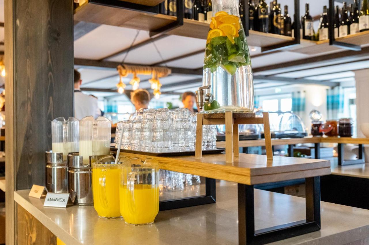 Hotel De Walvisvaarder Lies Kültér fotó